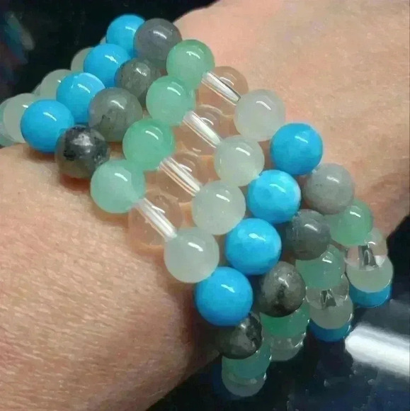 Wellness Chakra Bracelet / Inner Strength Cleansed & Charged Comes w/ info card - Picture 3 of 10